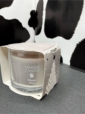Yankee Candle Winter Pine Mini Jar 1.3 OZ Candle - Gray